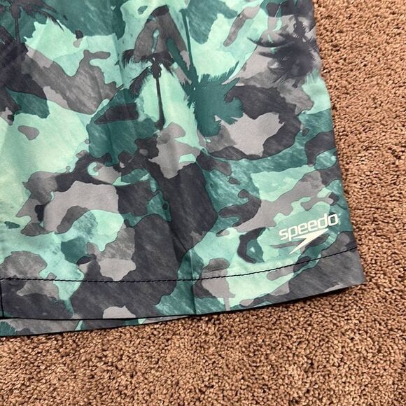 Speedo boys swim trunks size 14/16 tie front elastic back - Picture 2 of 6